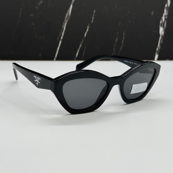 NEW PRADA PRA02S 16K08Z WOMEN SUNGLASSES SPRA02 BLACK GEOMETRIC PR A02S EYEWEAR - Picture 8 of 11